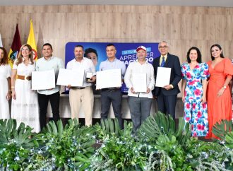 La comunidad de egresados del campus Espinal recibió sus exaltaciones