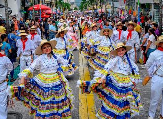 Más de seis mil artistas reunirá el 50° Festival Folclórico Colombiano